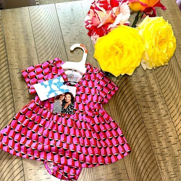Sold out DVF 4 Target 🎯 Faux Wrap Dress 👗w/Comfy Bottoms Designer🧑‍🎨Cute 🥰 - Picture 1 of 17